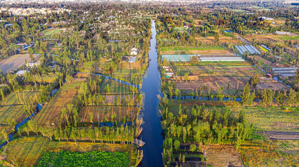 Vista superior de los humedales de Xochimilco.